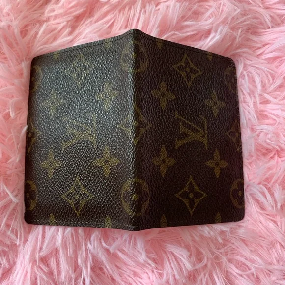 Louis Vuitton Brown Monogram Wallet - Picture 6 of 8